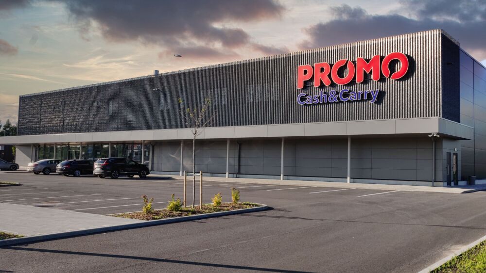 Promo keskuse valmis fassaad Pärnus